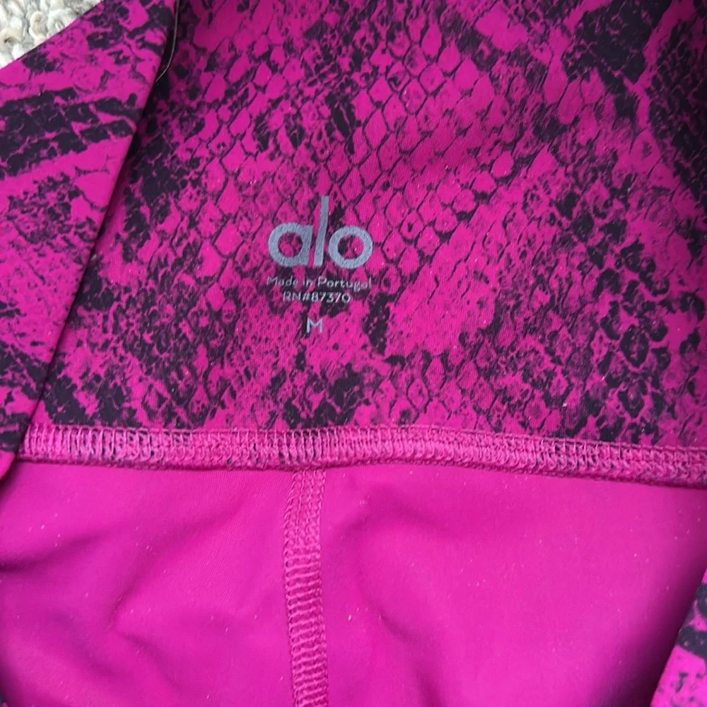 Alo leggings medium - Picture 2 of 5
